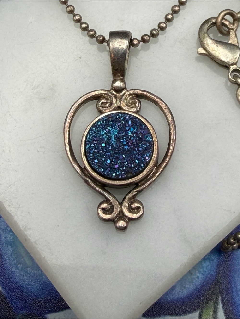 Sajen Blue Druzy Quartz Heart Pendant Necklace #413  18” - Picture 2 of 9
